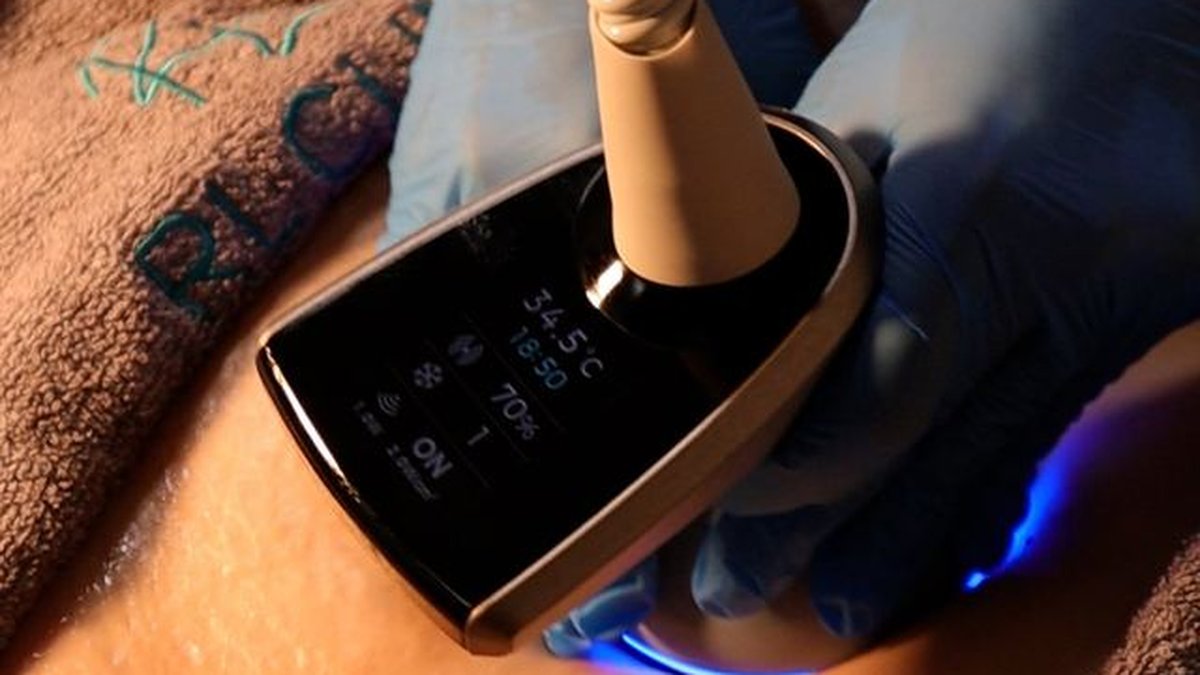 EmTone explained: radiofrequency meets shockwaves — RL Beauty Lounge